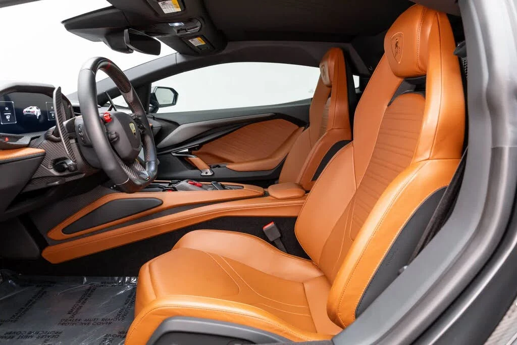 2024 Lamborghini Revuelto - Image 11 of 31