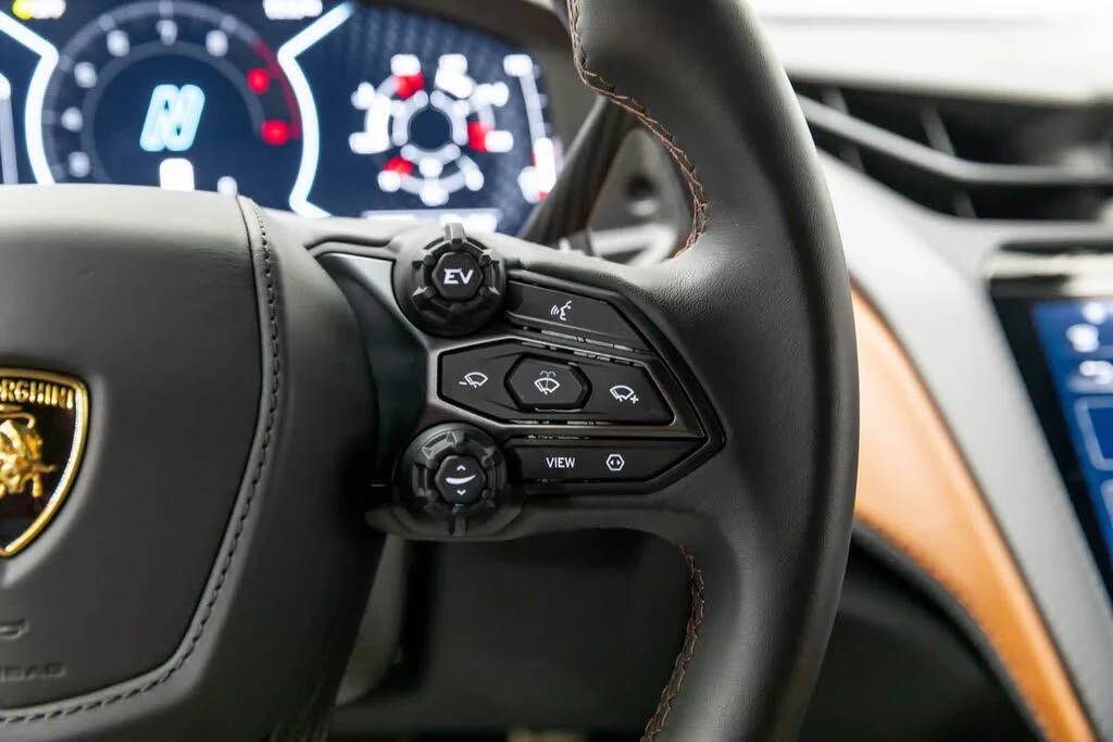 2024 Lamborghini Revuelto - Image 28 of 31