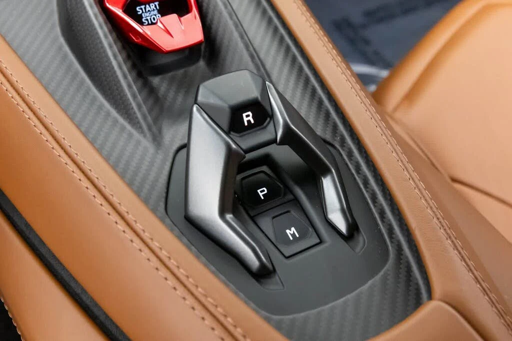 2024 Lamborghini Revuelto - Image 17 of 31