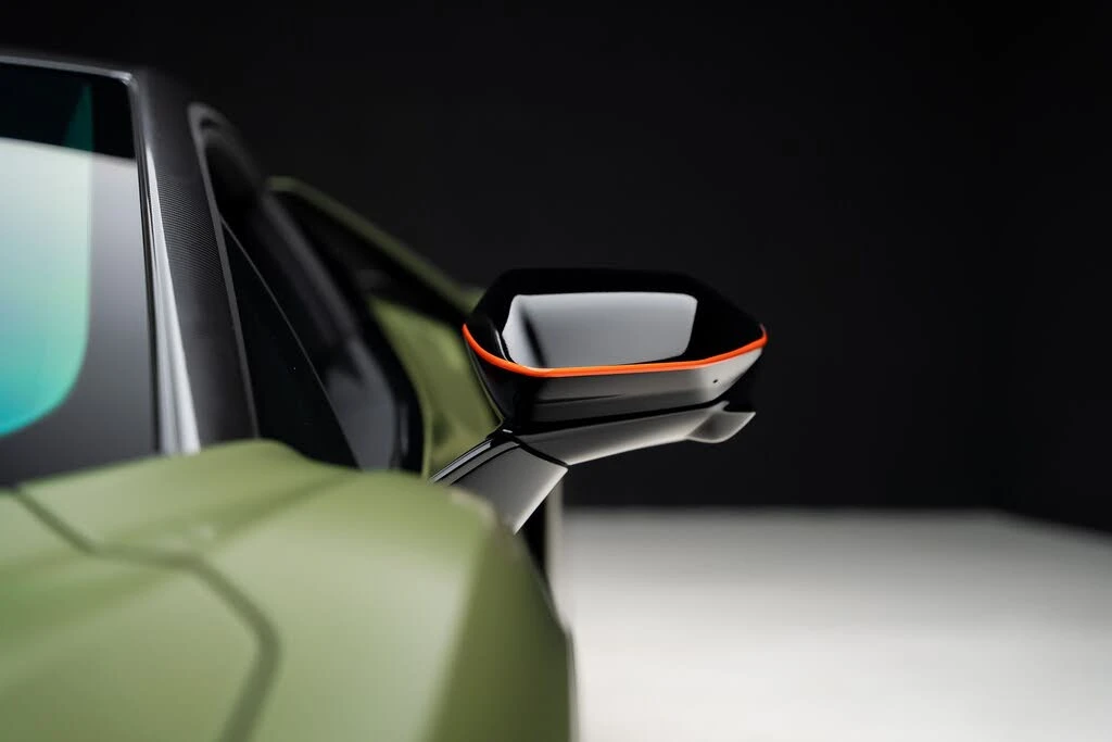 2024 Lamborghini Revuelto - Image 16 of 31