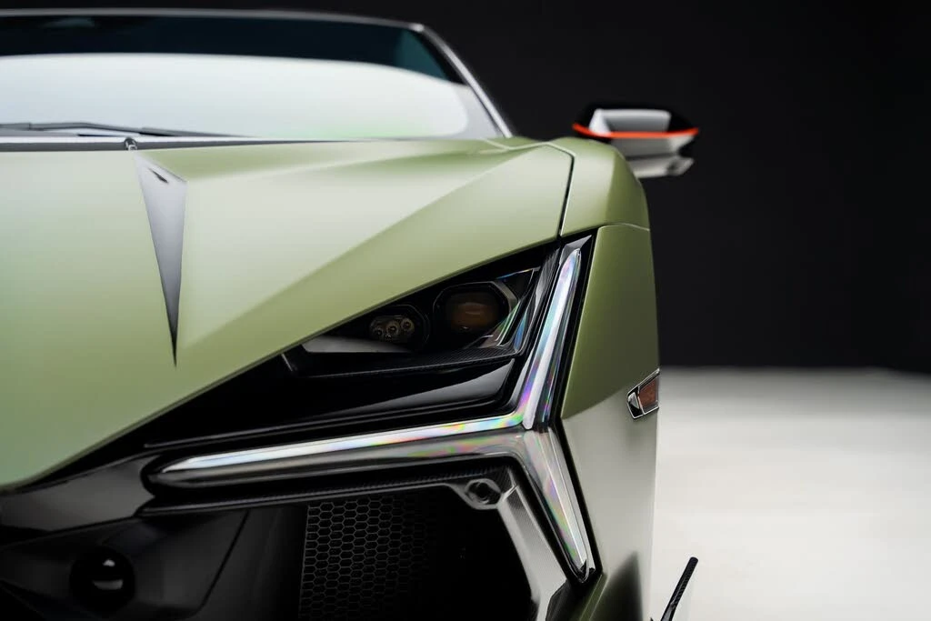 2024 Lamborghini Revuelto - Image 10 of 31