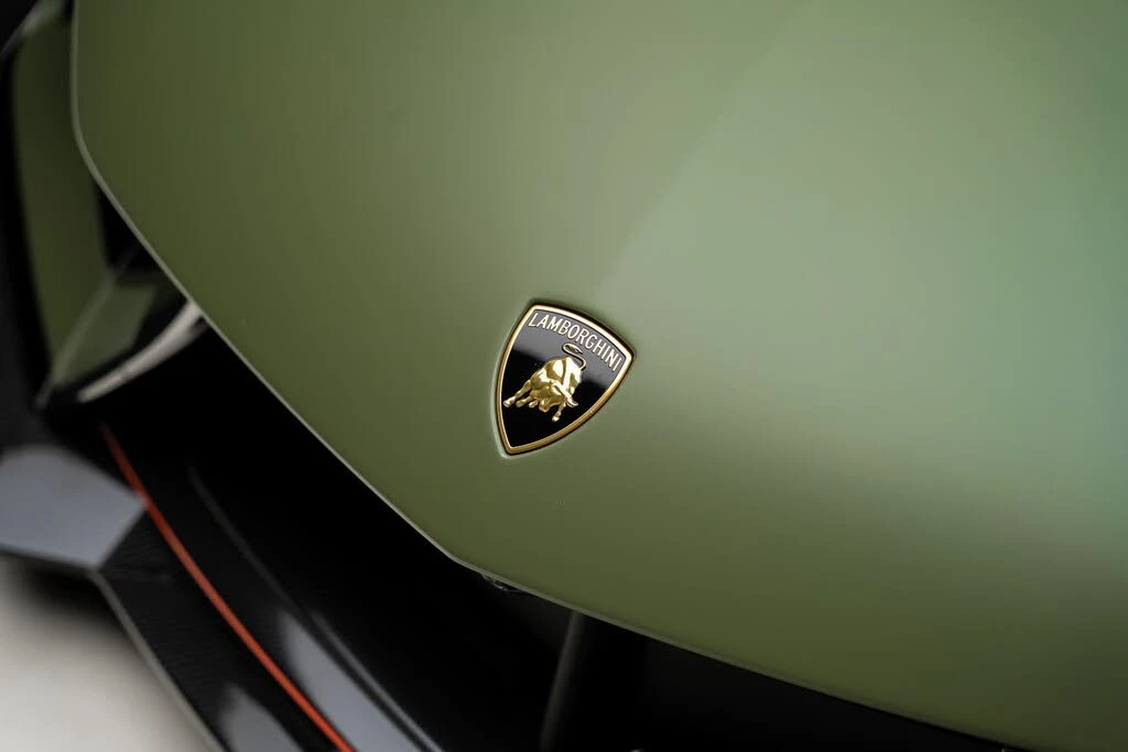 2024 Lamborghini Revuelto - Image 13 of 31