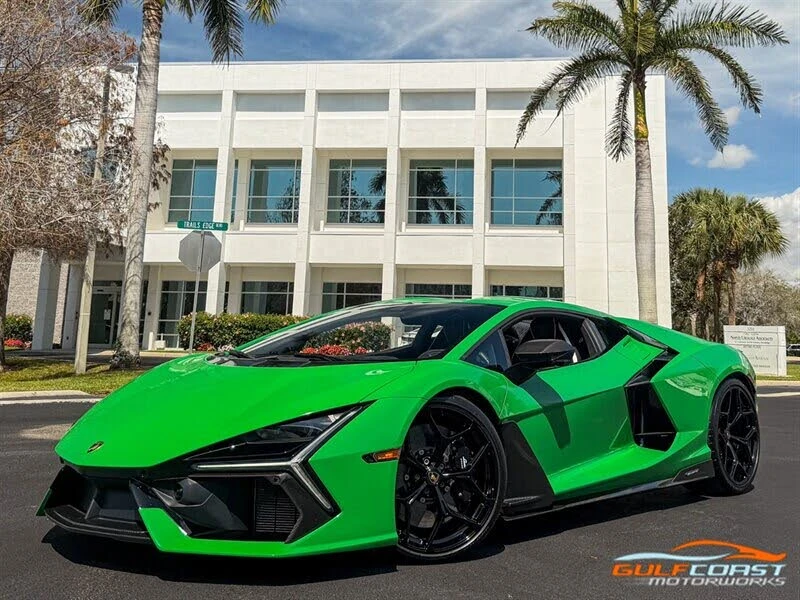 2024 Lamborghini Revuelto - Image 12 of 31