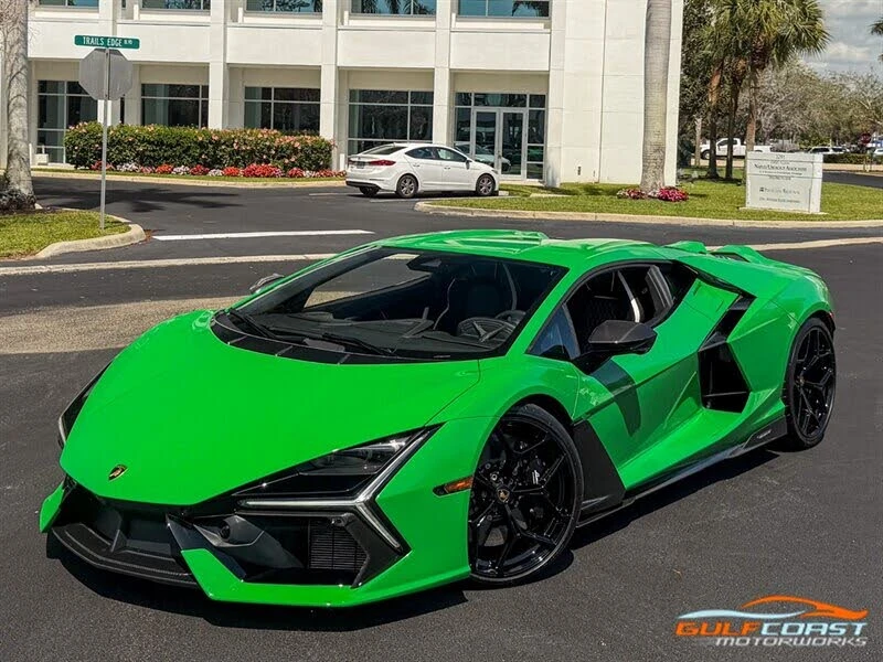 2024 Lamborghini Revuelto - Image 10 of 31
