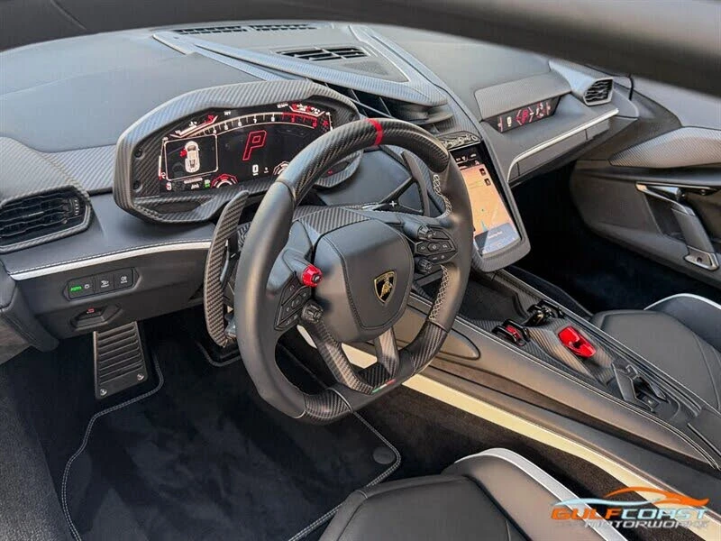2024 Lamborghini Revuelto - Image 30 of 31
