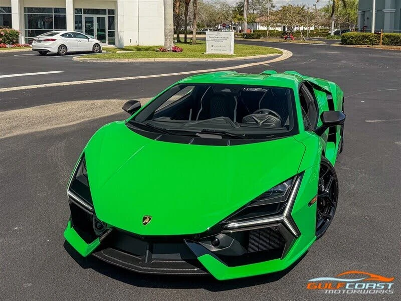 2024 Lamborghini Revuelto - Image 9 of 31