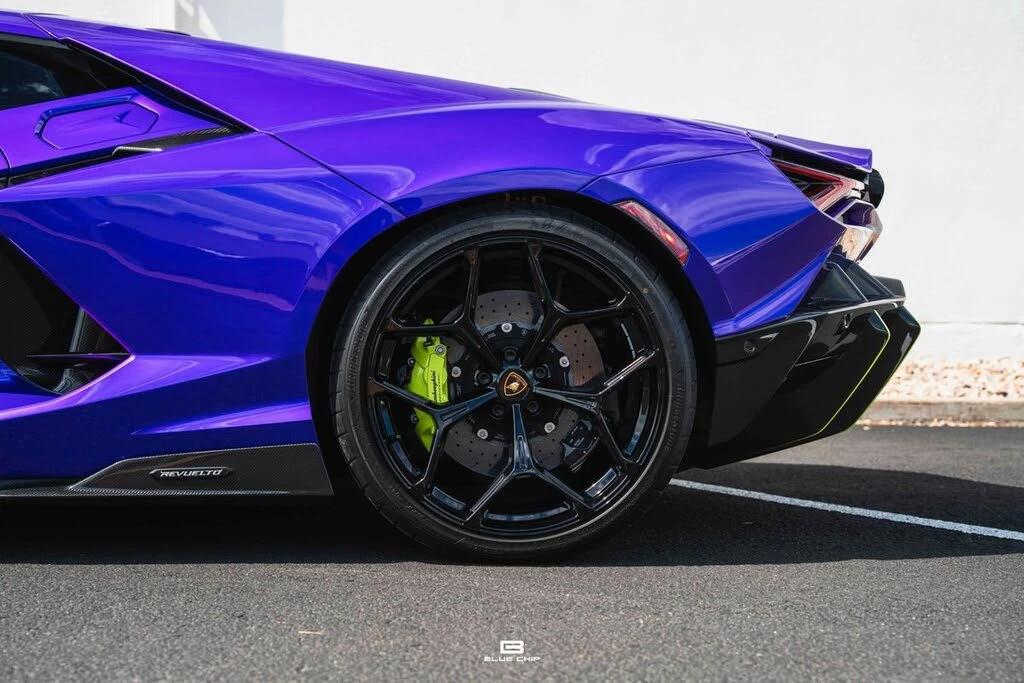2024 Lamborghini Revuelto - Image 4 of 31