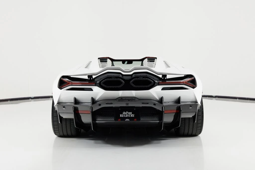 2024 Lamborghini Revuelto - Image 5 of 31