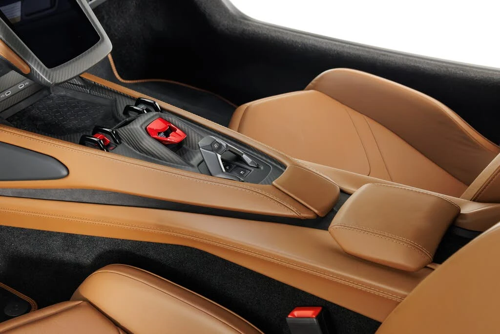 2024 Lamborghini Revuelto - Image 27 of 31