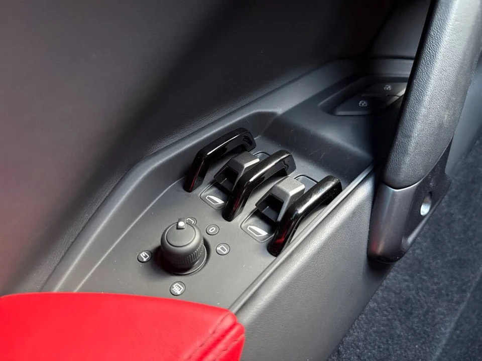2024 Lamborghini Revuelto - Image 30 of 31