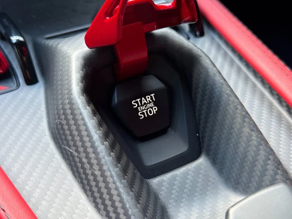 2024 Lamborghini Revuelto - Image 22 of 31
