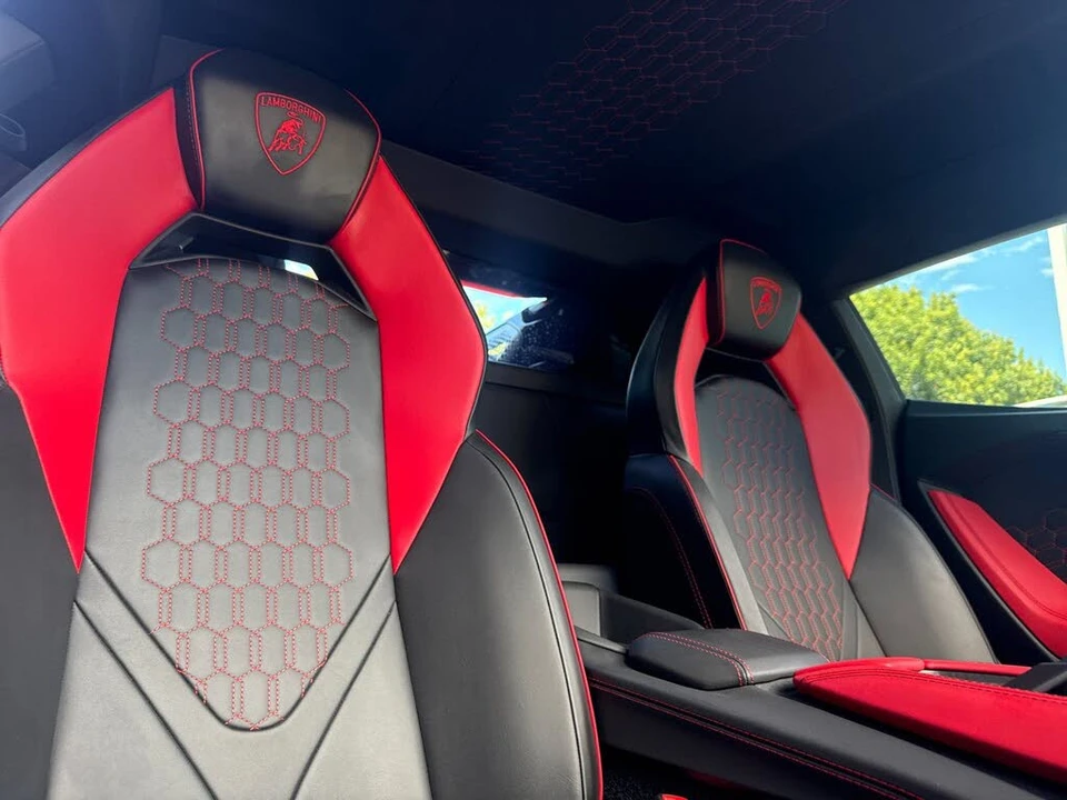 2024 Lamborghini Revuelto - Image 16 of 31