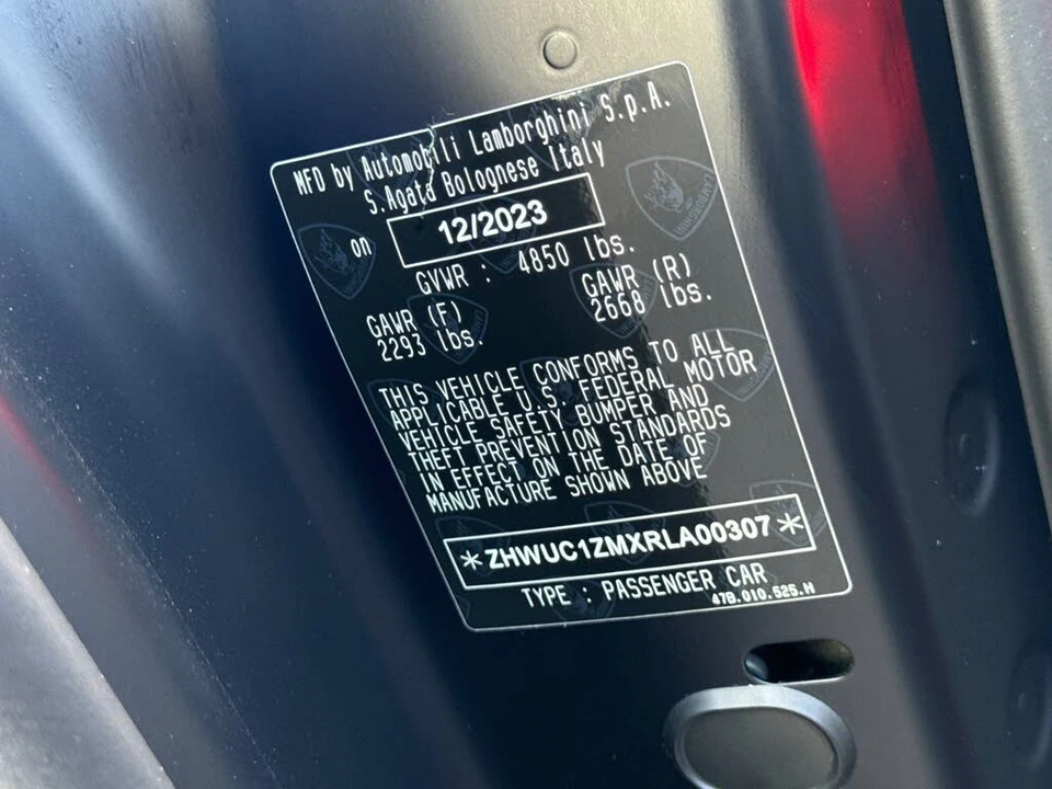 2024 Lamborghini Revuelto - Image 31 of 31