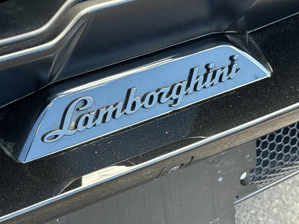 2024 Lamborghini Revuelto - Image 27 of 31