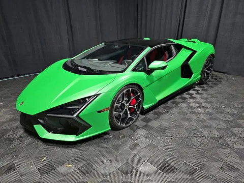 2024 Lamborghini Revuelto Base