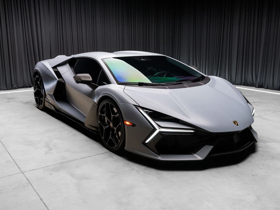 2024 Lamborghini Revuelto - Image 22 of 31