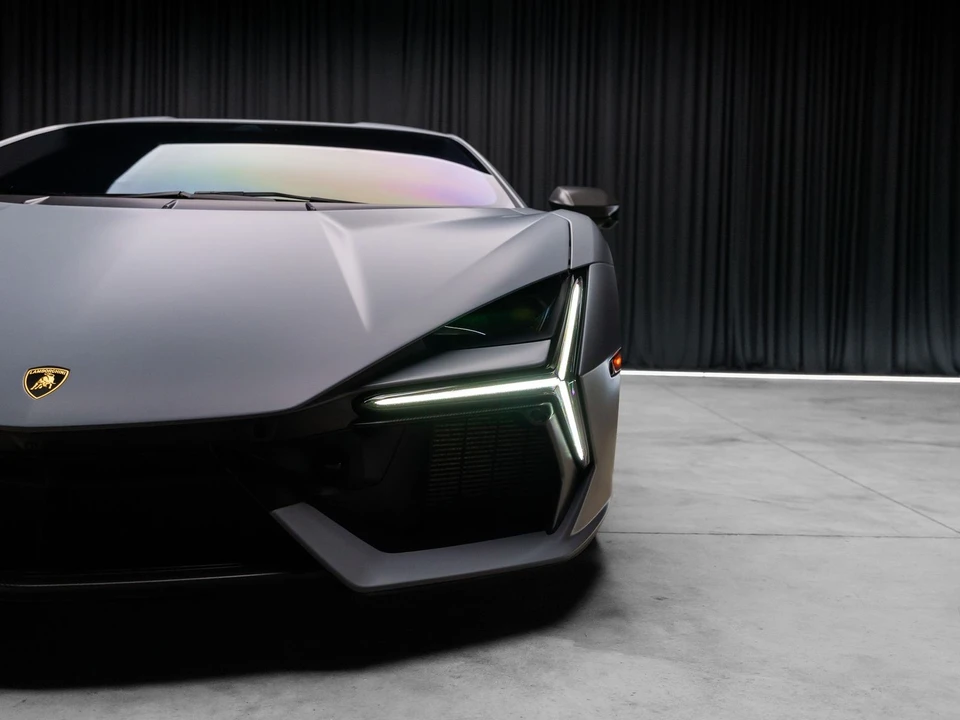 2024 Lamborghini Revuelto - Image 29 of 31