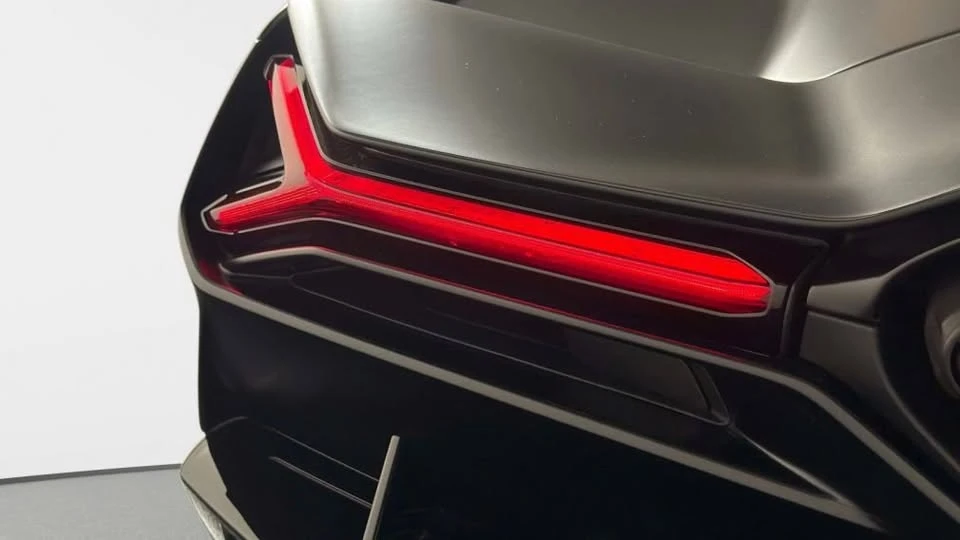 2024 Lamborghini Revuelto - Image 12 of 19