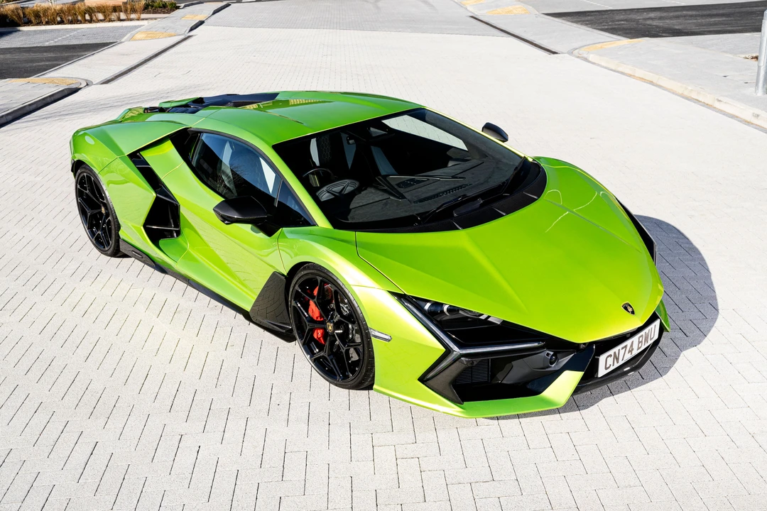 2024 Lamborghini Revuelto - Image 26 of 31