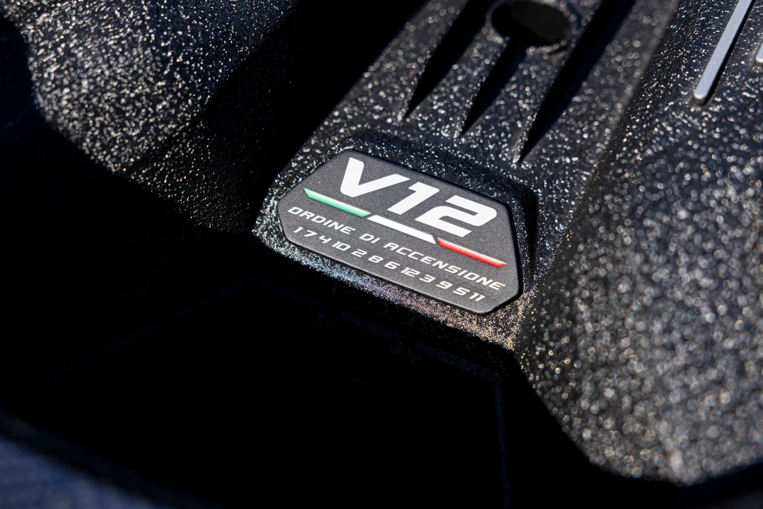 2024 Lamborghini Revuelto - Image 7 of 31