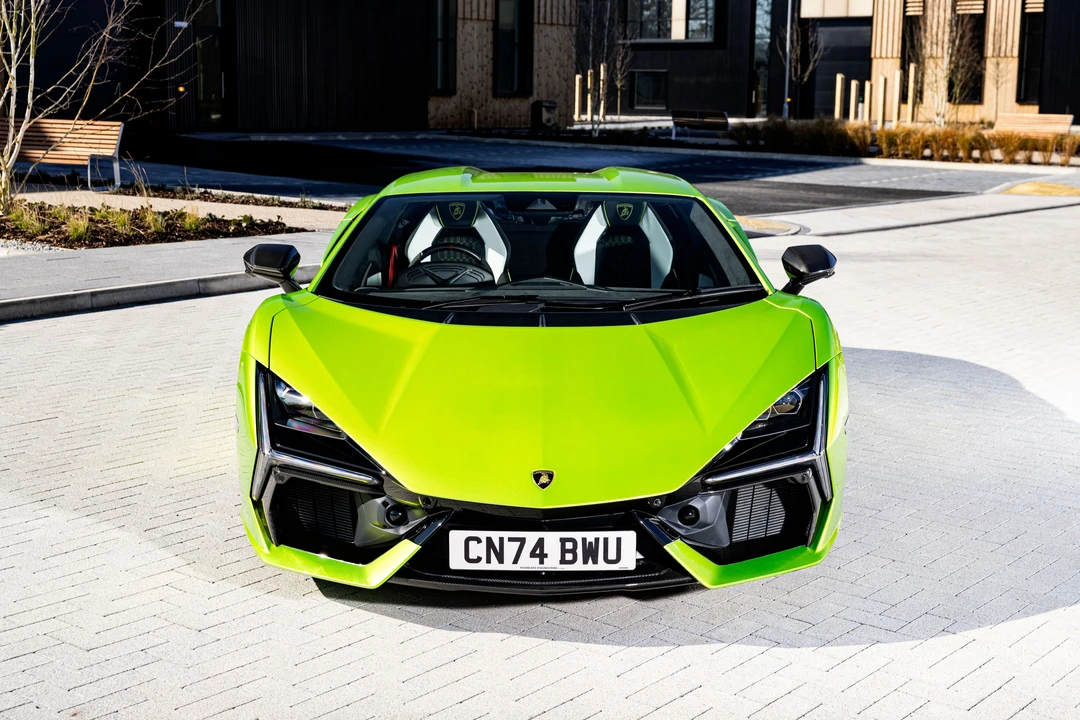 2024 Lamborghini Revuelto - Image 21 of 31