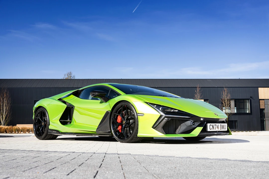 2024 Lamborghini Revuelto - Image 27 of 31