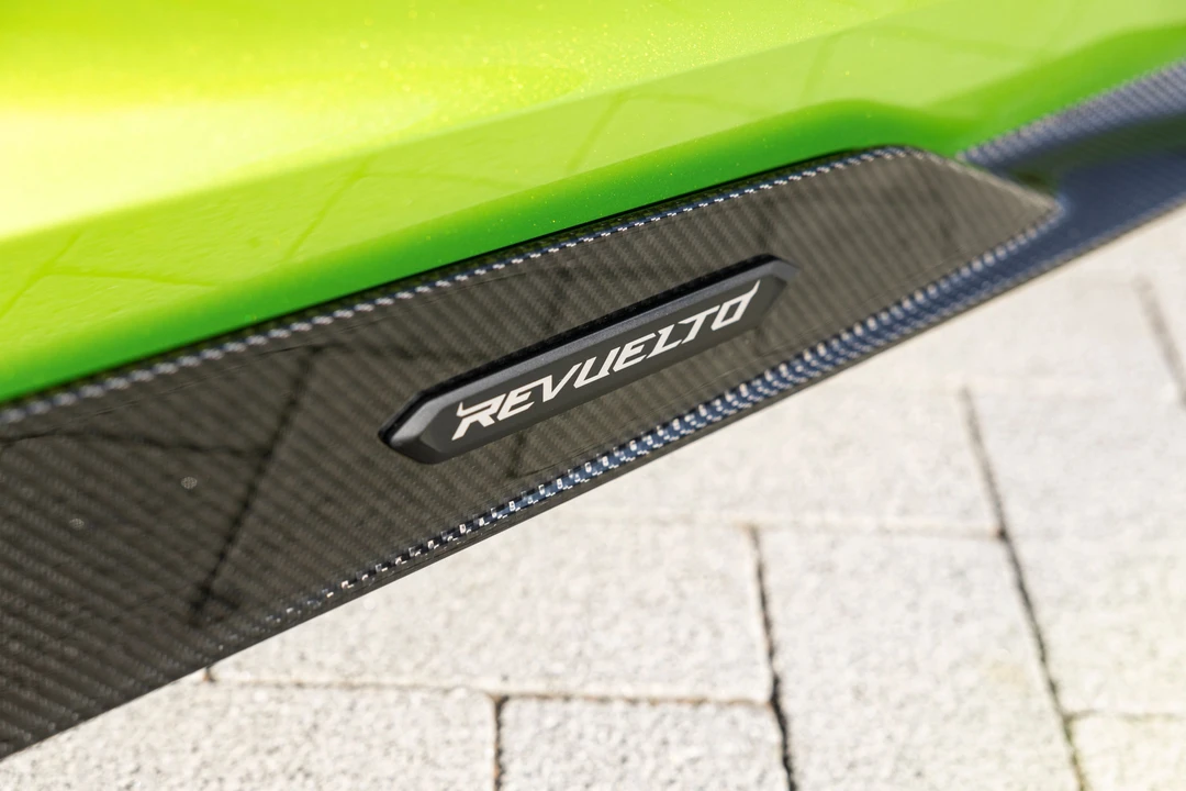 2024 Lamborghini Revuelto - Image 25 of 31