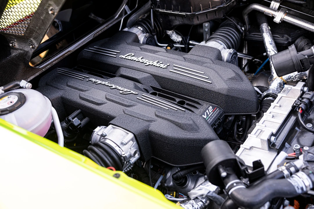 2024 Lamborghini Revuelto - Image 4 of 31
