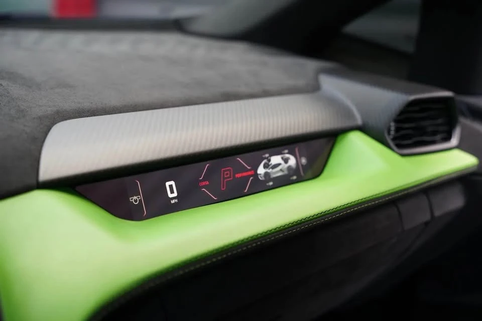 2024 Lamborghini Revuelto - Image 5 of 10