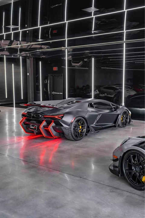2024 Lamborghini Revuelto - Image 8 of 10