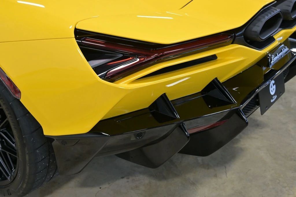 2024 Lamborghini Revuelto - Image 11 of 12