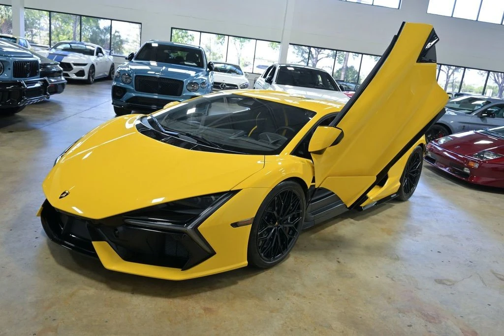 2024 Lamborghini Revuelto - Image 8 of 12