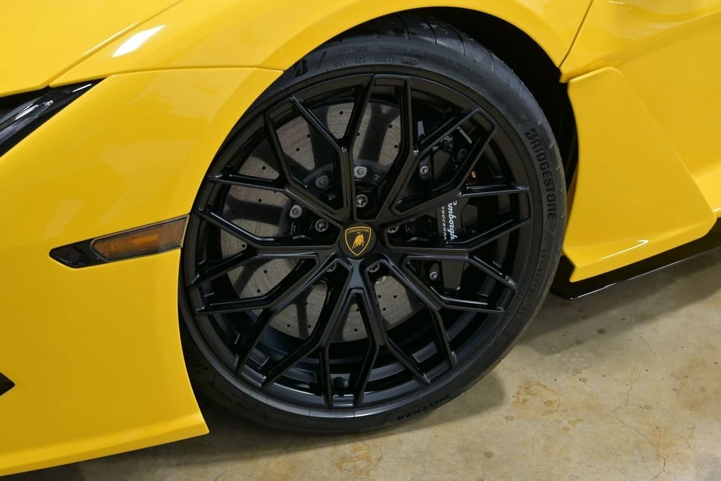 2024 Lamborghini Revuelto - Image 2 of 12