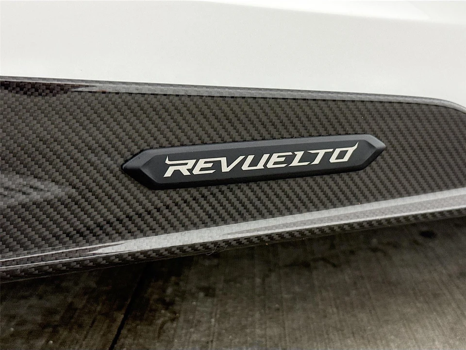 2024 Lamborghini Revuelto - Image 31 of 31