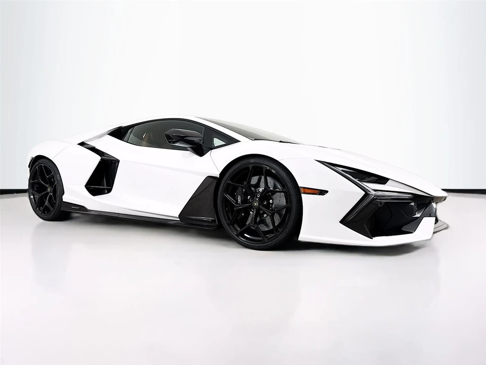 2024 Lamborghini Revuelto - Image 31 of 31