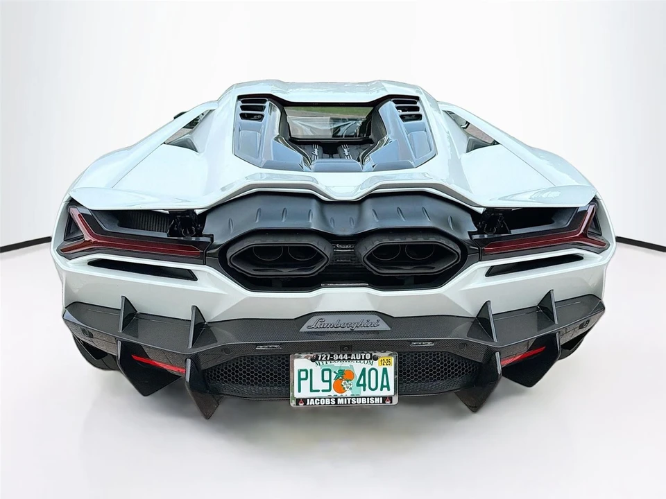 2024 Lamborghini Revuelto - Image 6 of 21