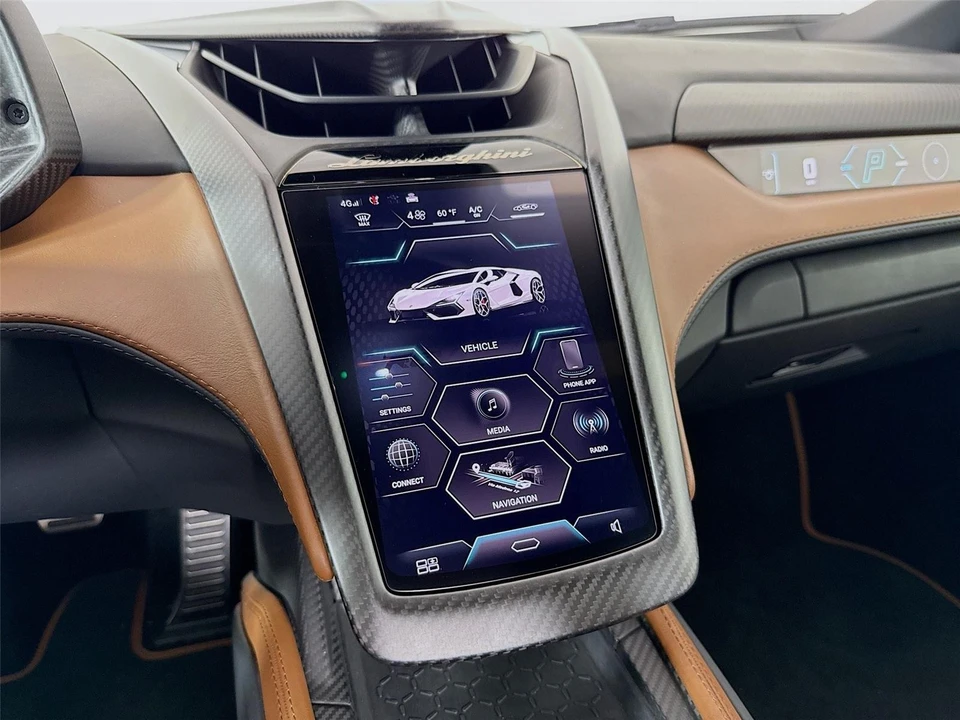 2024 Lamborghini Revuelto - Image 12 of 31
