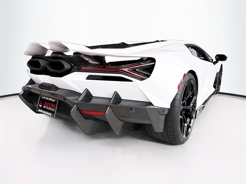 2024 Lamborghini Revuelto - Image 27 of 29