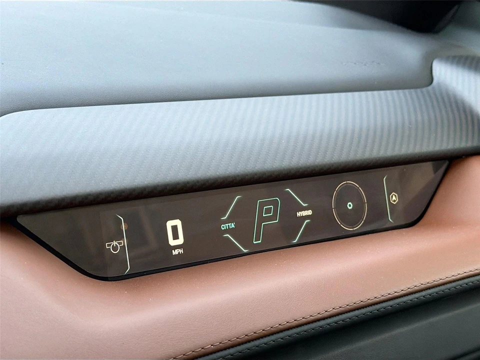 2024 Lamborghini - Image 20 of 31