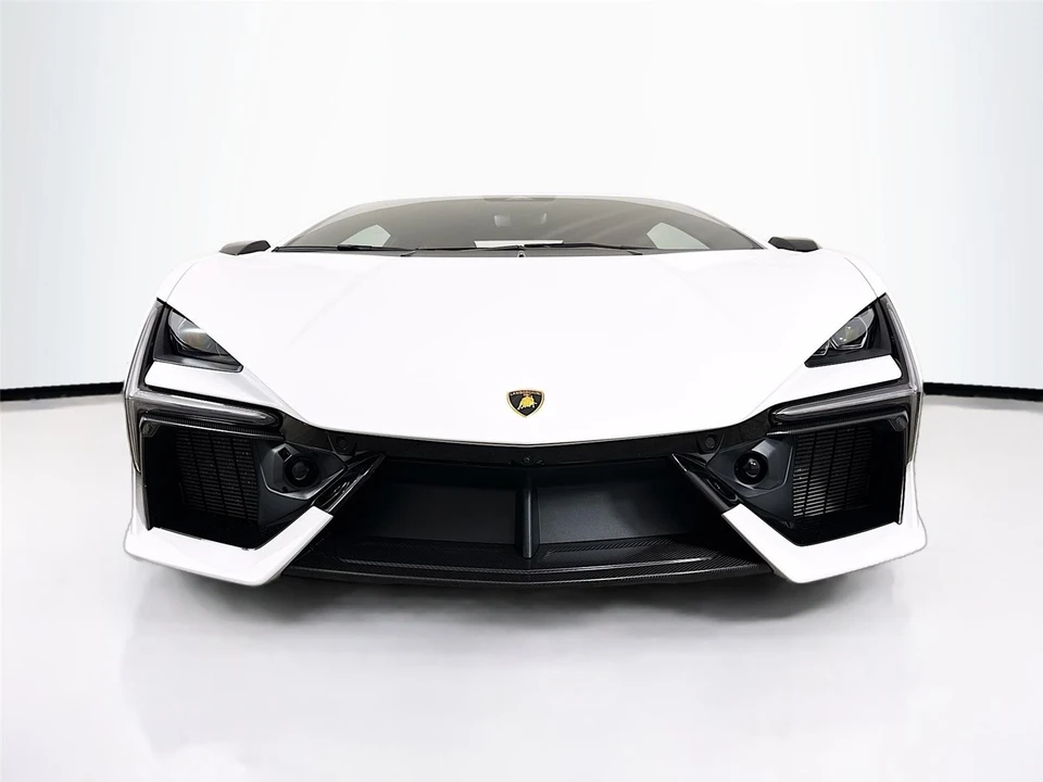 2024 Lamborghini Revuelto - Image 23 of 31