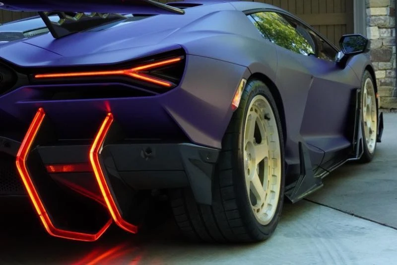 2024 Lamborghini Revuelto - Image 19 of 31