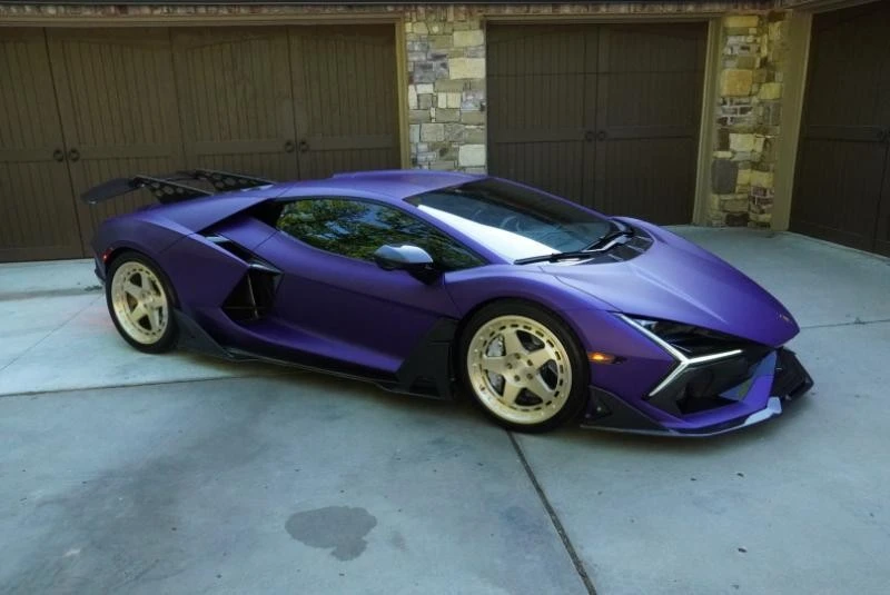 2024 Lamborghini Revuelto - Image 13 of 31