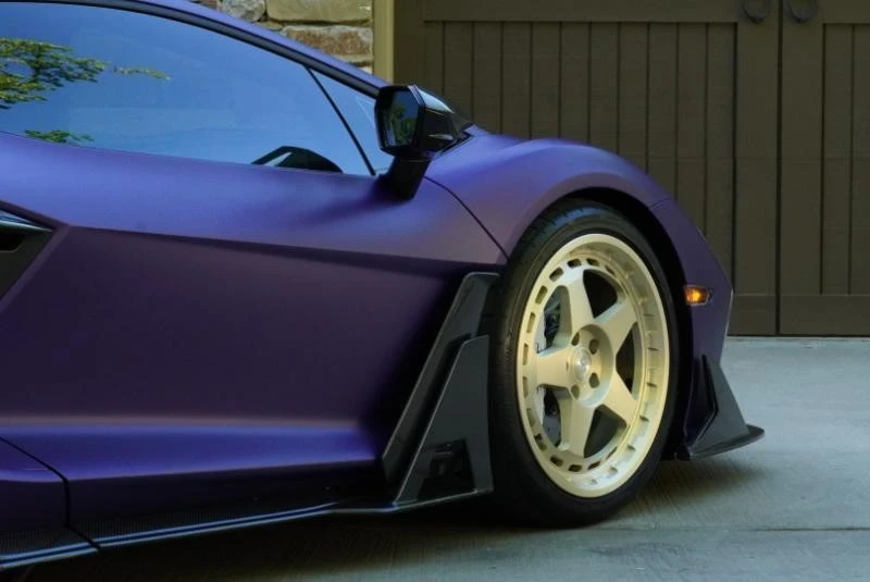 2024 Lamborghini Revuelto - Image 16 of 31