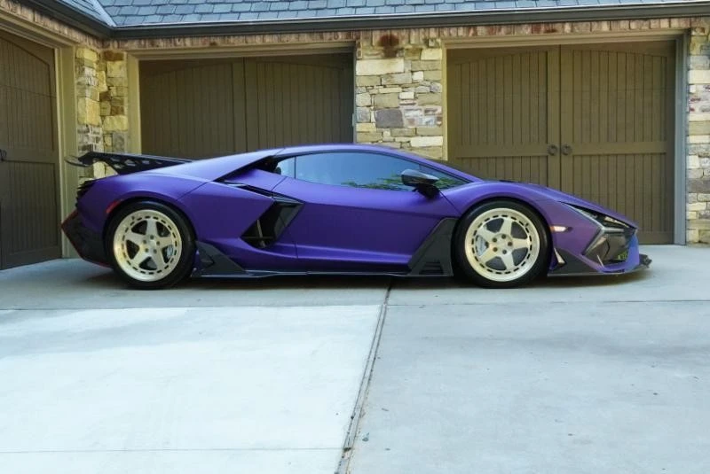 2024 Lamborghini Revuelto - Image 5 of 31