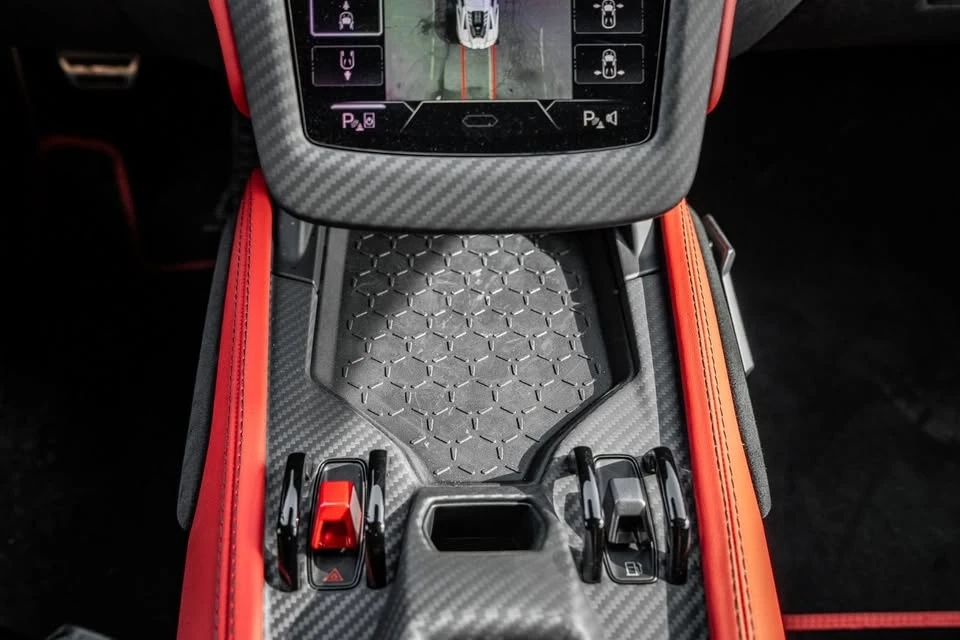 2024 Lamborghini Revuelto - Image 8 of 18