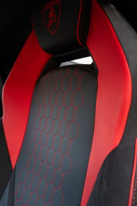 2024 Lamborghini Revuelto - Image 13 of 18