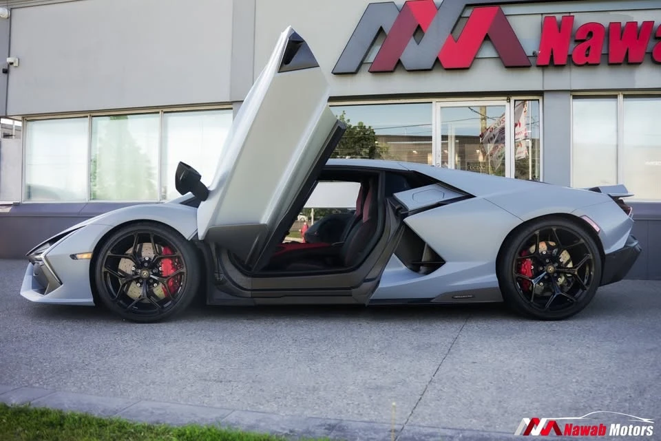 2024 Lamborghini Revuelto - Image 16 of 19