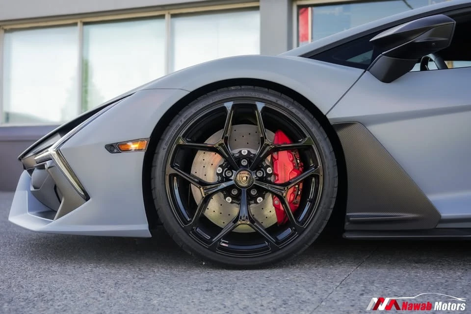 2024 Lamborghini Revuelto - Image 6 of 19