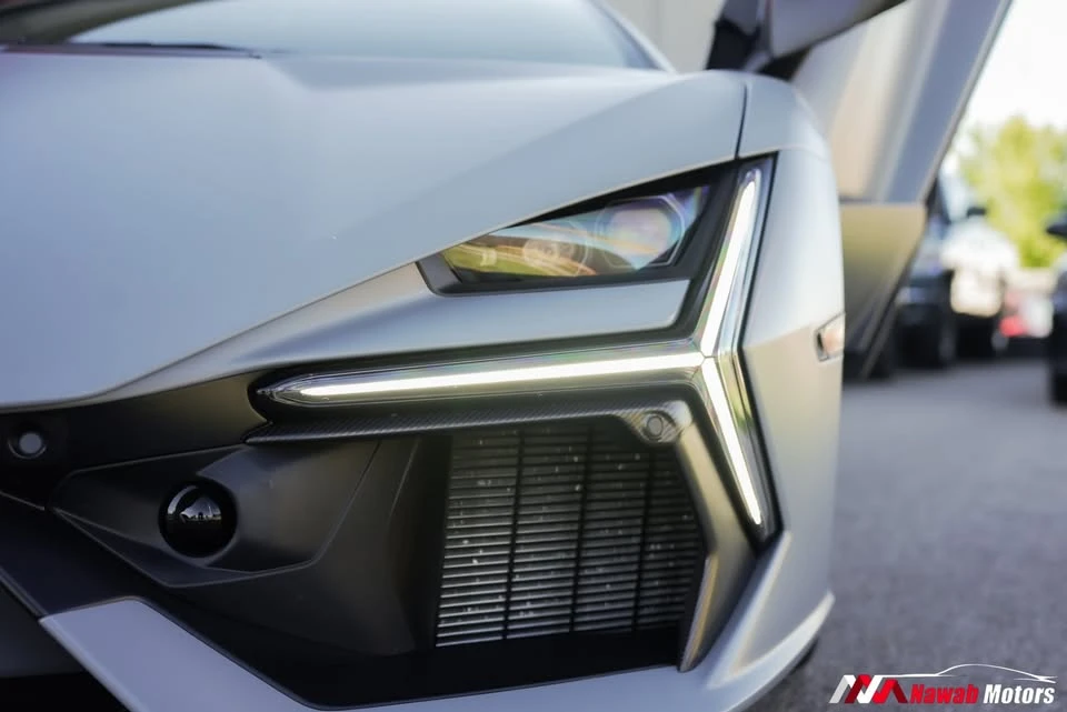 2024 Lamborghini Revuelto - Image 14 of 19