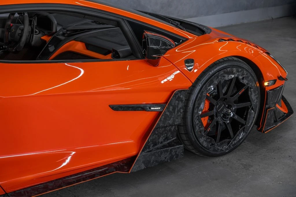 2024 Lamborghini Revuelto - Image 12 of 31
